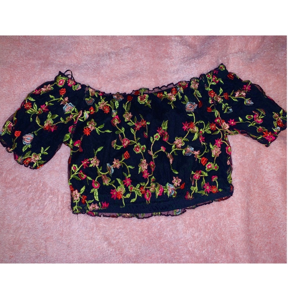 Off Shoulder Floral Crop Top